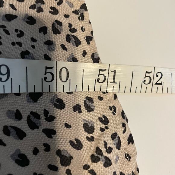 Aura Button Down Shirt Dress Sz Medium Collared Animal Print Long Sleeve Splits - Picture 10 of 10